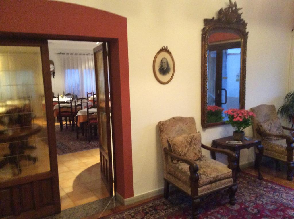 Hostal Residencia Catalina Palamós Dış mekan fotoğraf