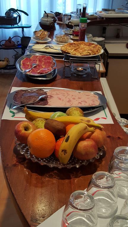 Hostal Residencia Catalina Palamós Dış mekan fotoğraf